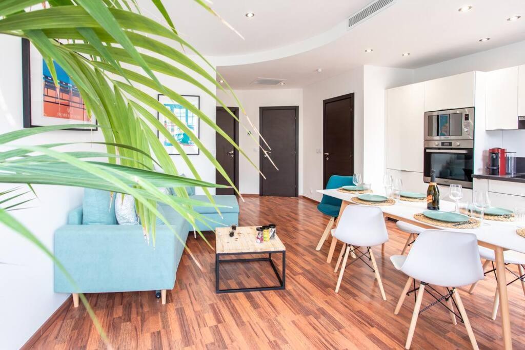 L7 Suite 5Mins Walk Old Town 3 Rooms Ac Wifi Nice Bagian luar foto
